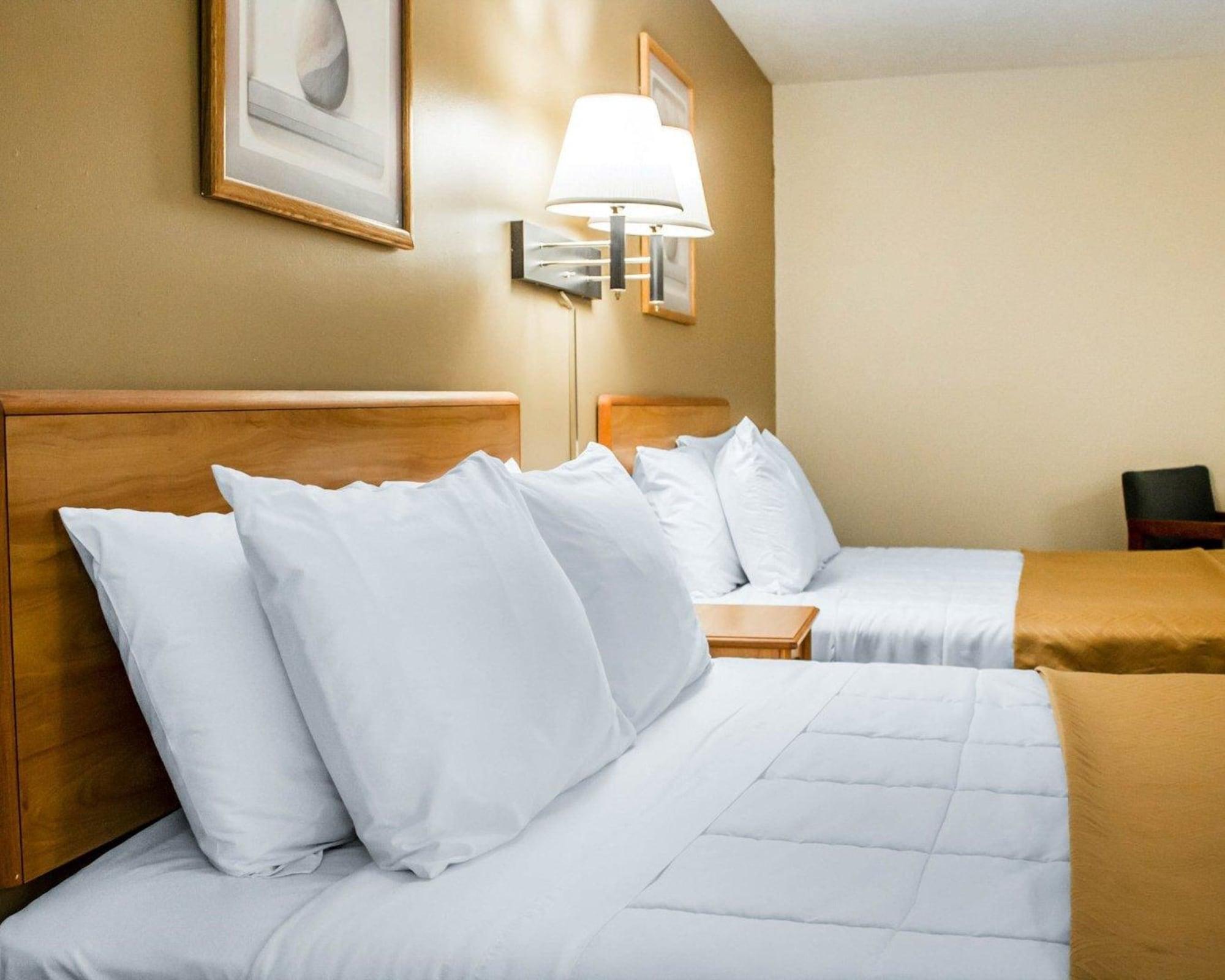 אלקהארט Econo Lodge מראה חיצוני תמונה