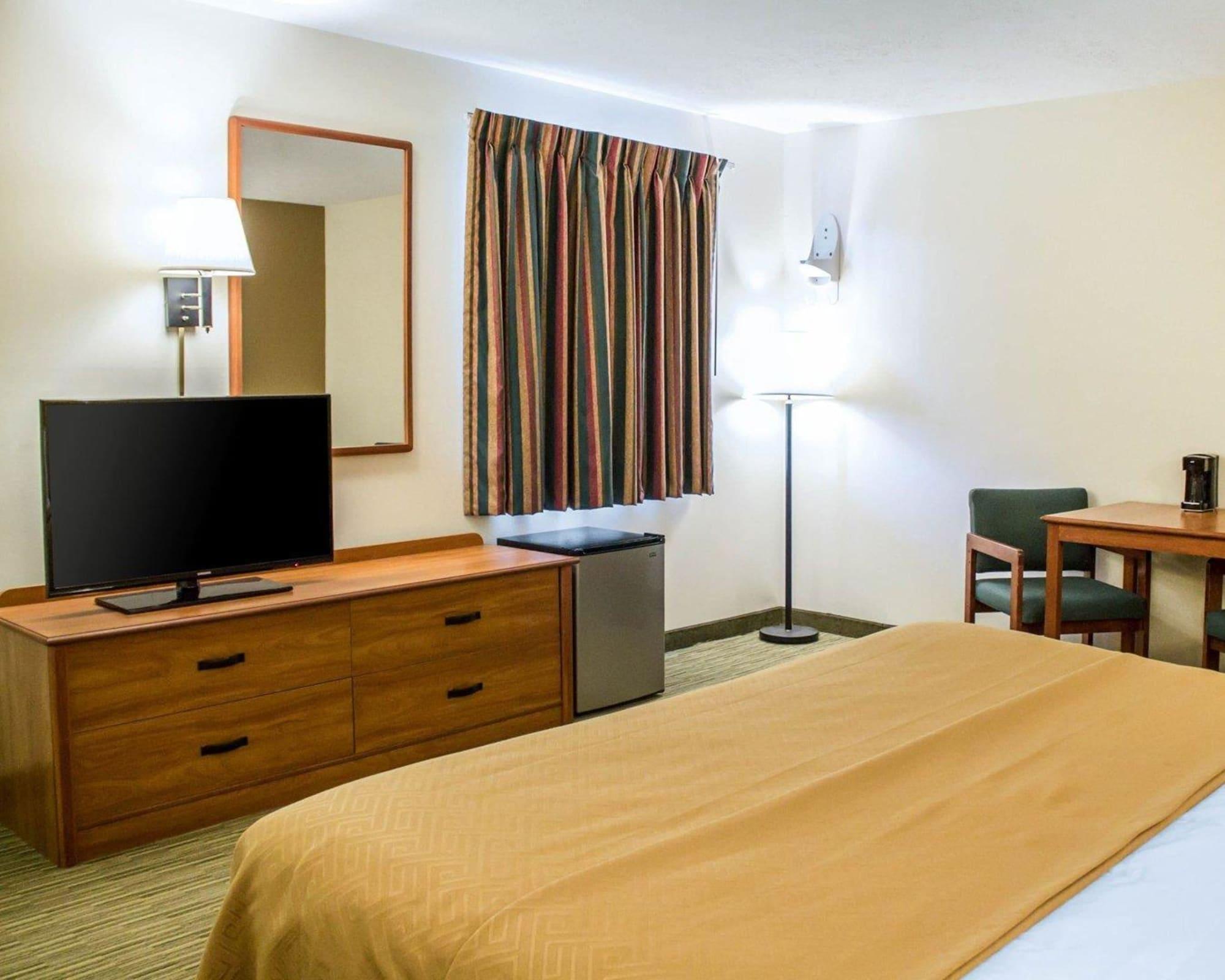 אלקהארט Econo Lodge מראה חיצוני תמונה